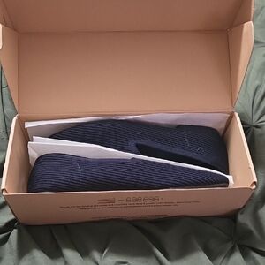 VIVAIA Navy Blue Knit Flats